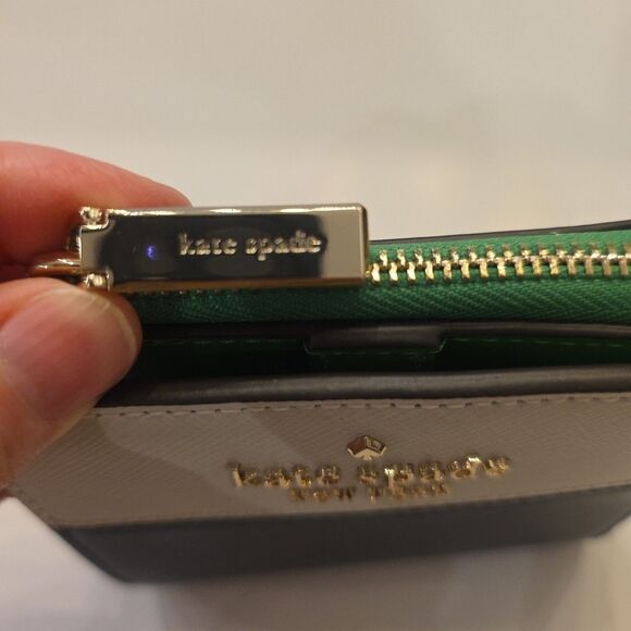 KATE SPADE Staci Colorblock Navy/Kelly Green Small L-Zip  Bifold Wallet‎ NWOT - Picture 6 of 8